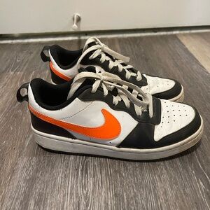 Nike Dunks with Orange Swoosh Sz 6.5